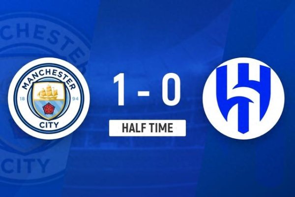 Halftime-Manchester City tạm t